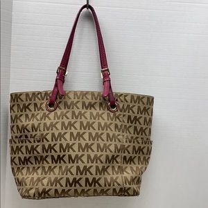 Michael Kor tote
